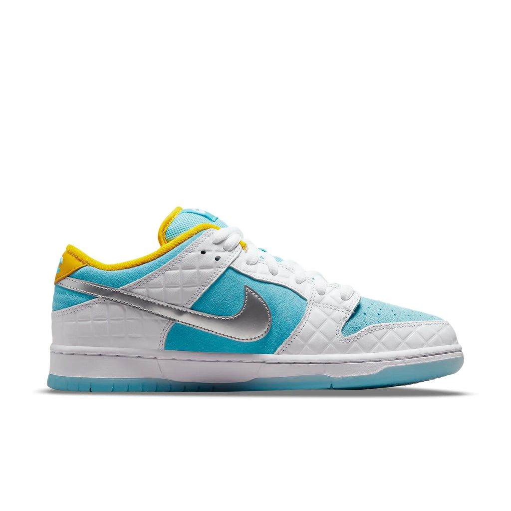 Nike SB Dunk Low “Lagoon Pulse”