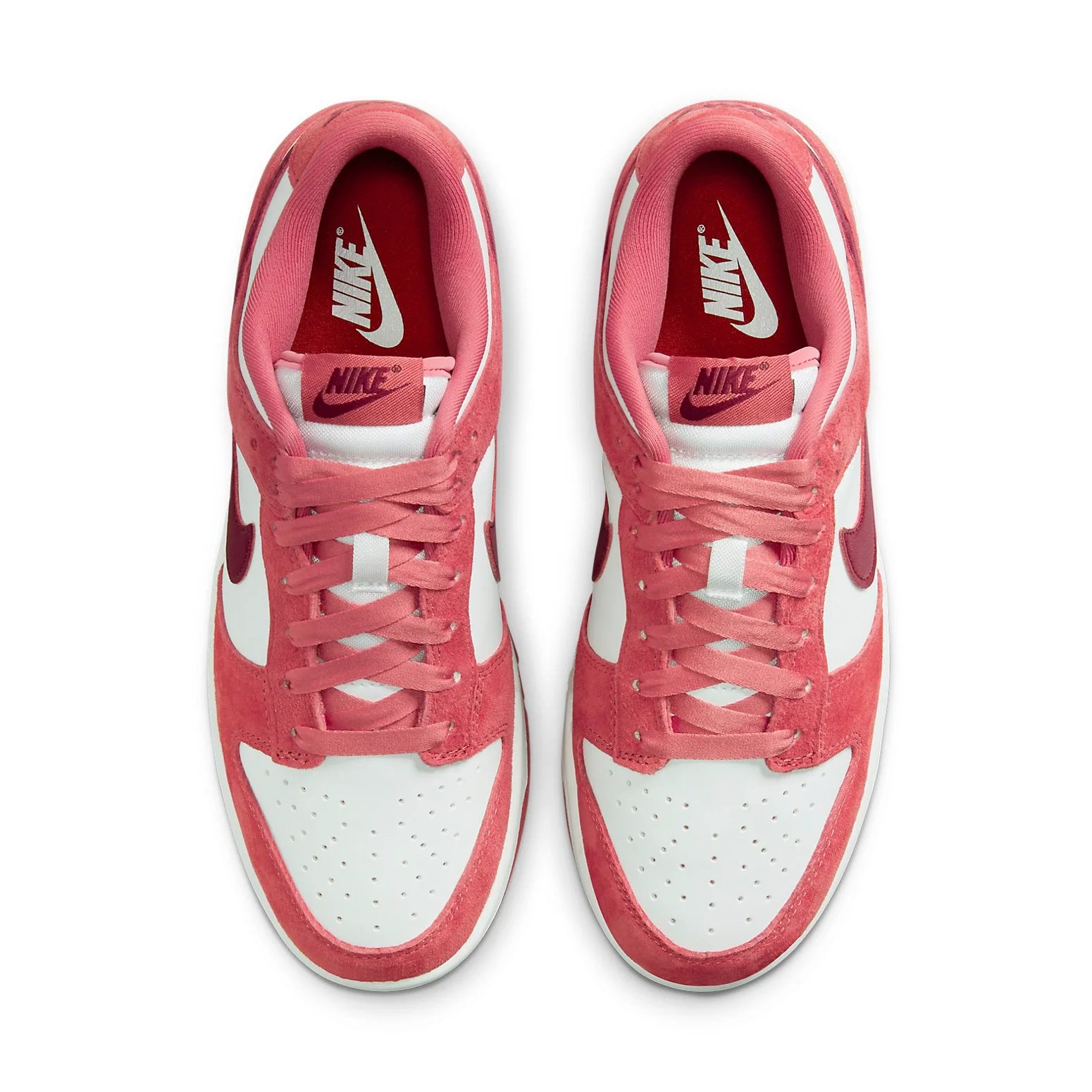 Nike Dunk Low “Valentine’s Day” 2024