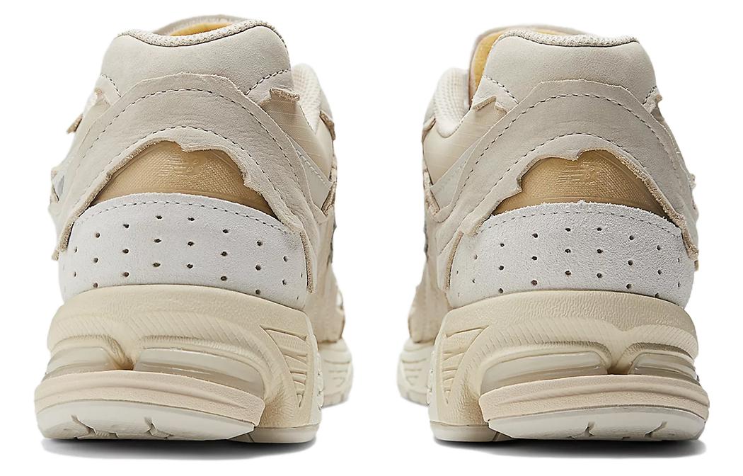 New Balance 2002R Protection Pack SANDSTONE