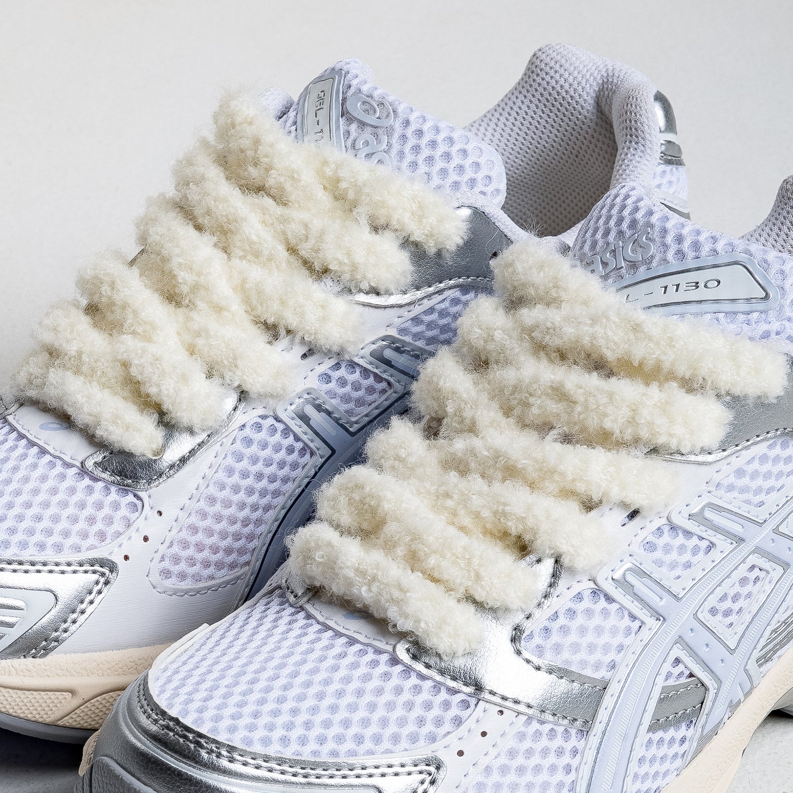 Sweet Laces - Polar Bear