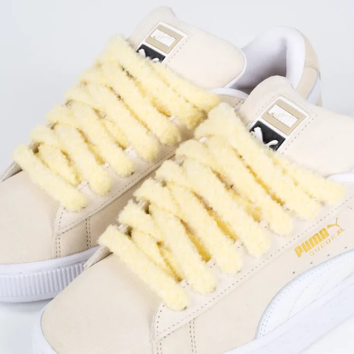 sweetlaces_fluff_zoom_pika